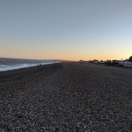 Superior 6 Berth Holiday Home In Suffolk Saxmundham Ngoại thất bức ảnh